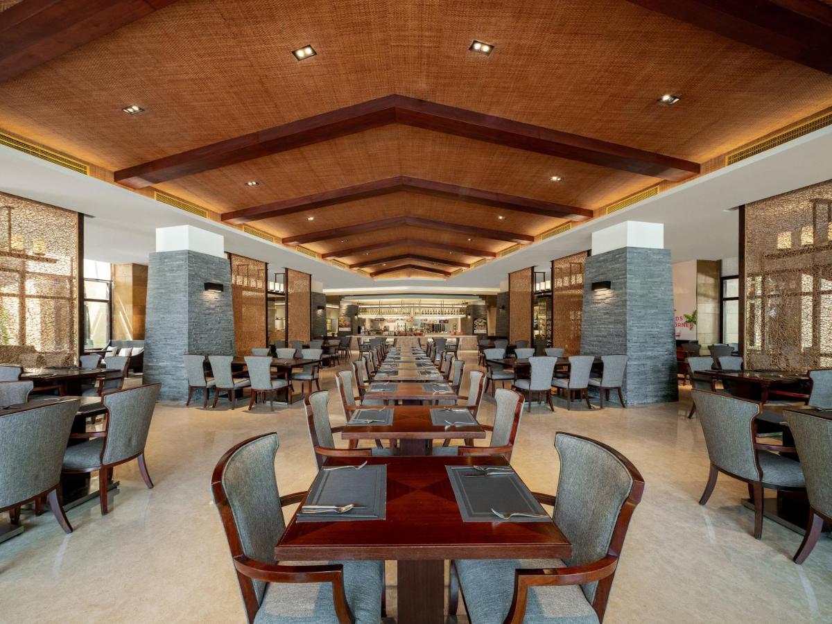Pullman Oceanview Sanya Bay Resort & Spa Dış mekan fotoğraf