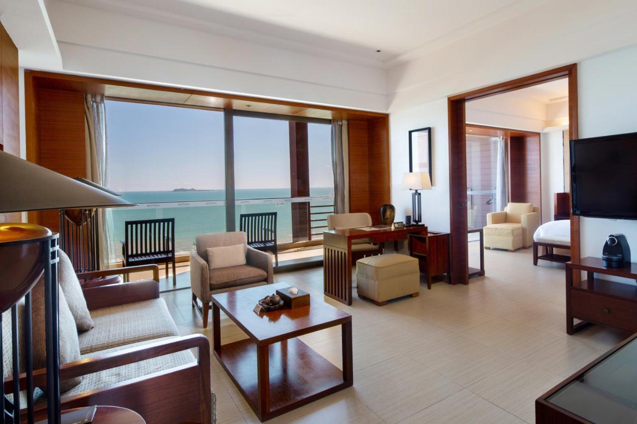 Pullman Oceanview Sanya Bay Resort & Spa Dış mekan fotoğraf