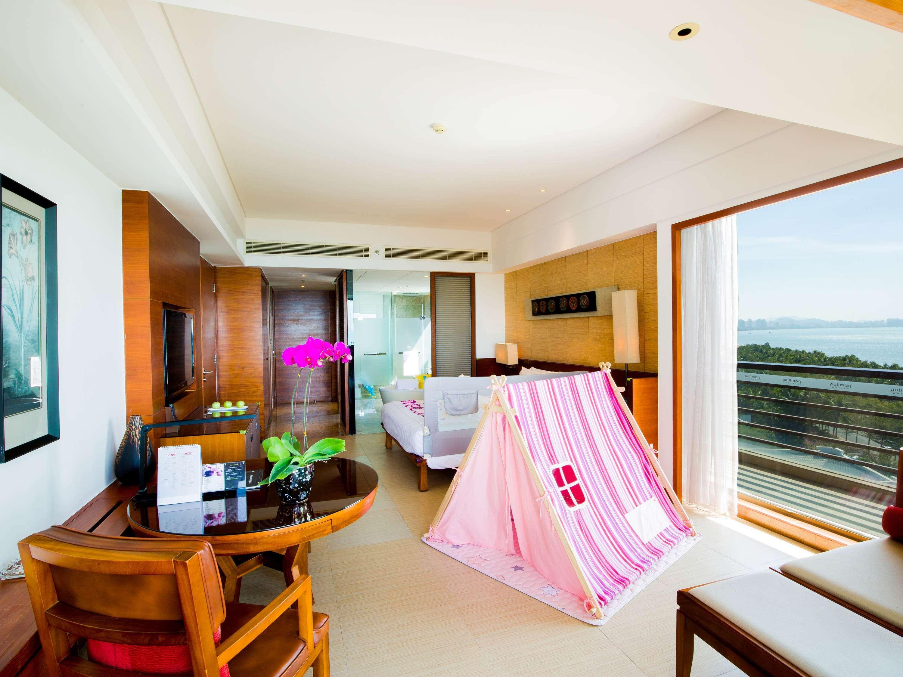 Pullman Oceanview Sanya Bay Resort & Spa Dış mekan fotoğraf